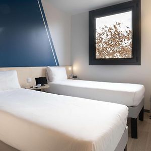 Standaard Kamer met Twee Aparte Bedden